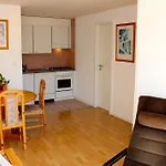 Residences Du Chamossaire アパート レイサン