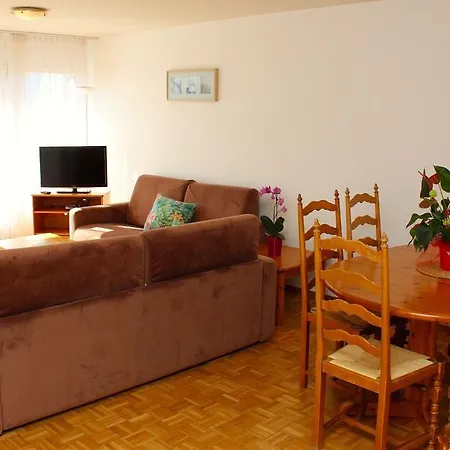 Apartman Residences Du Chamossaire *