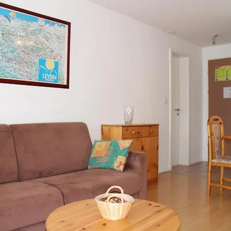 Residences Du Chamossaire * לייסין