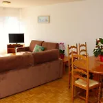Apartman Residences Du Chamossaire *